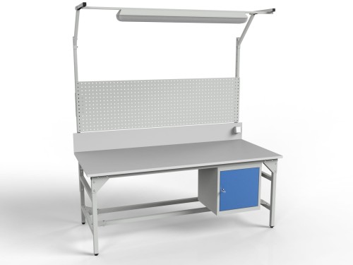 Stół warsztatowy SMWPKC 2000/1500x900x800 mm z tablicą perforowaną szafką i oświetleniem