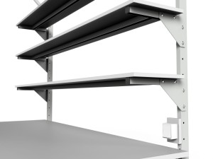 Stół warsztatowy SMWPC 2000/1500x900x800 mm z trzema półkami i oświetleniem - półki